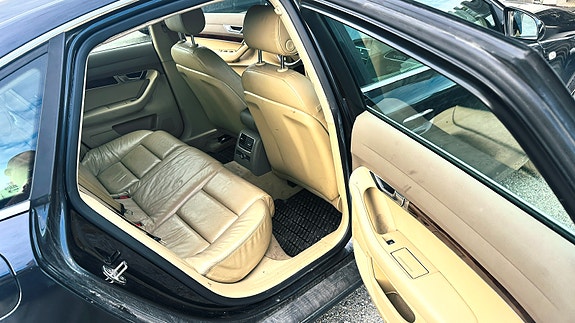 Audi A6 10 of 18