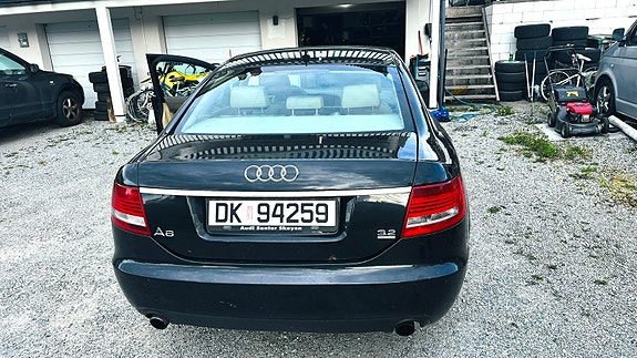 Audi A6 4 of 18