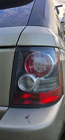 Land Rover Range Rover 11 of 18