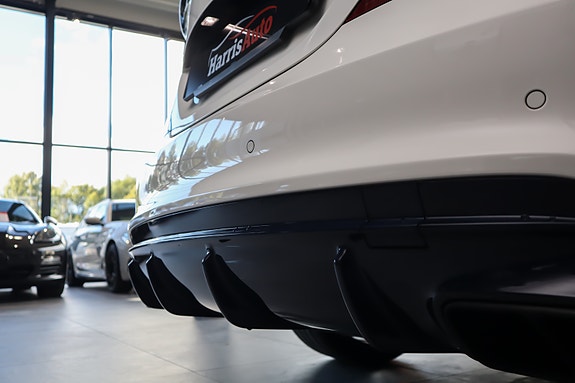 Mercedes-Benz CLA45 21 of 30
