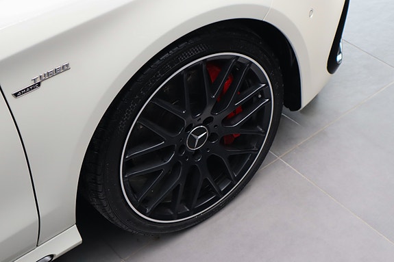 Mercedes-Benz CLA45 28 of 30