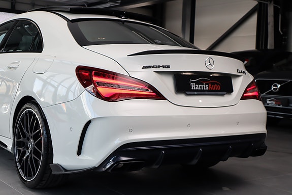 Mercedes-Benz CLA45 14 of 30