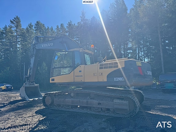 Volvo EC290CL Gravemaskin m/ Rototilt og 2 skuffer. SE VIDEO 8 of 30