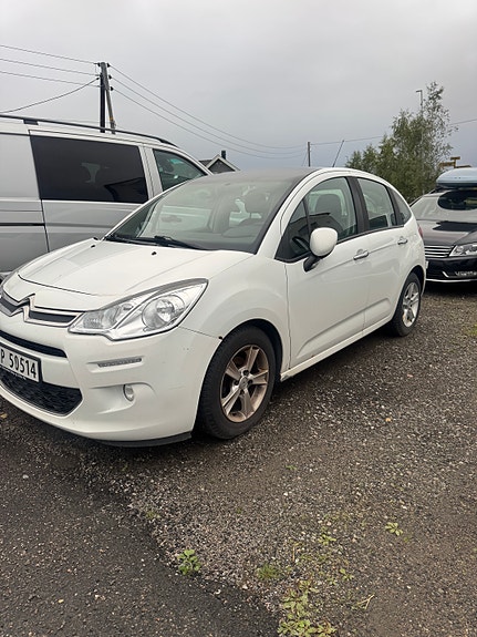 Citroen C3 2 of 8