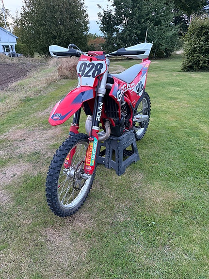 GasGas 125 2 of 5