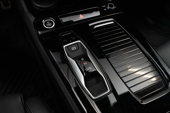 Audi A6 e-tron 17 of 30