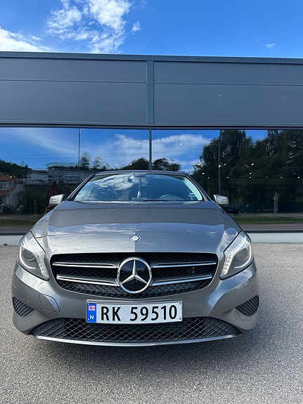Mercedes-Benz A180 d 3 of 15
