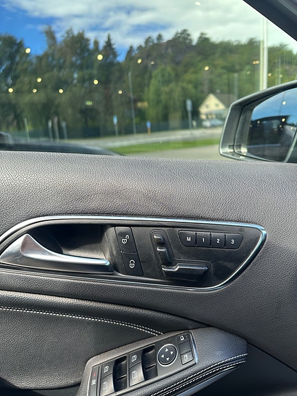 Mercedes-Benz A180 d 12 of 15