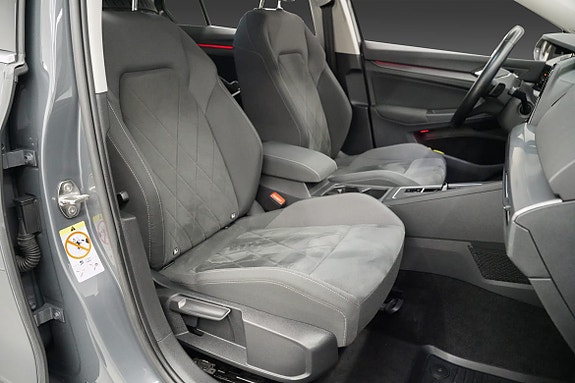 Volkswagen Golf VIII 17 of 30