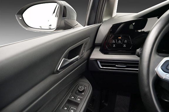 Volkswagen Golf VIII 20 of 30
