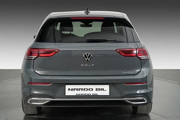 Volkswagen Golf VIII 7 of 30