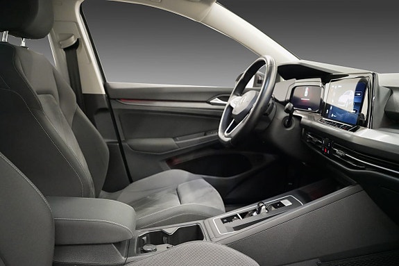 Volkswagen Golf VIII 19 of 30