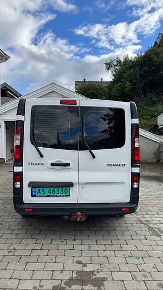 Renault Trafic 7 of 10