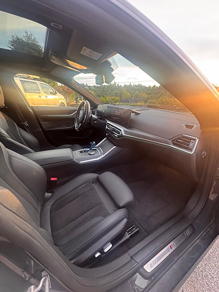 BMW i4 5 of 23