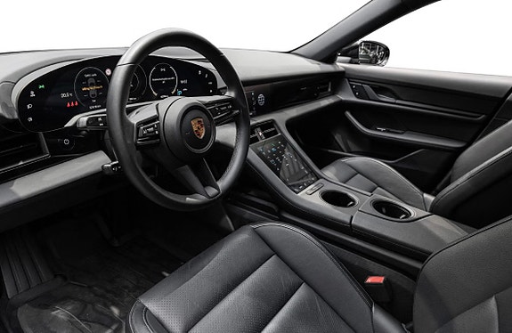 Porsche Taycan 4 9 of 13
