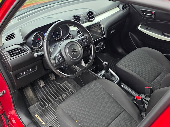 Suzuki Swift 9 of 17