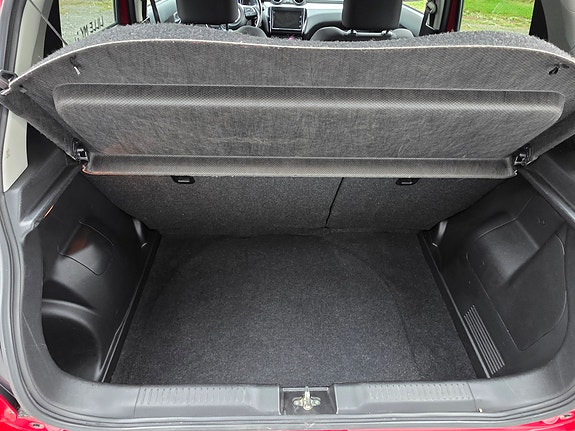 Suzuki Swift 12 of 17