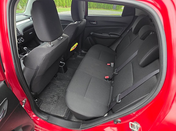 Suzuki Swift 11 of 17