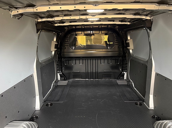 Maxus e-Deliver 7 15 of 28