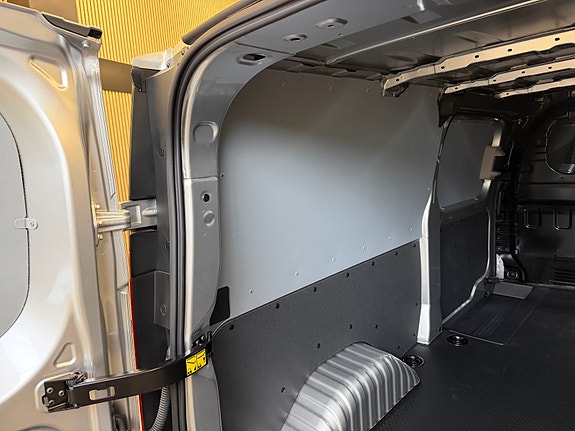 Maxus e-Deliver 7 12 of 28