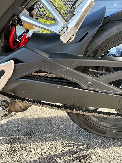 Honda CB125R 9 of 13