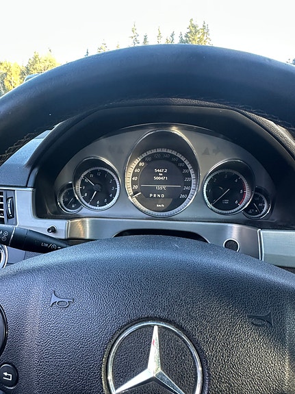 Mercedes-Benz E220 d 9 of 10