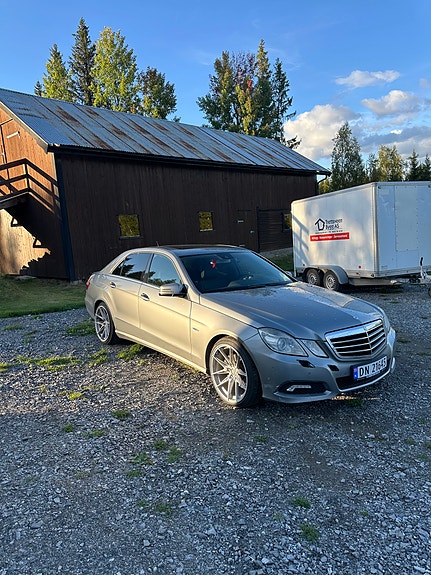 Mercedes-Benz E220 d 5 of 10
