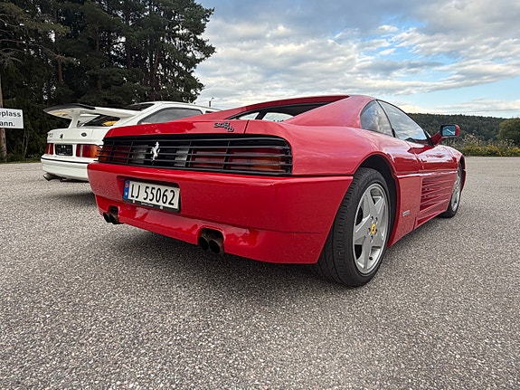 Ferrari 348 21 of 28
