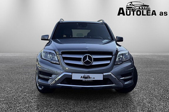 Mercedes-Benz GLK220 2 of 30