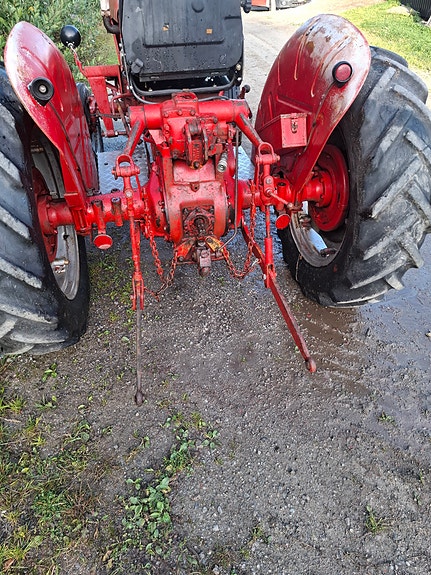 Ford 4600 4 of 18
