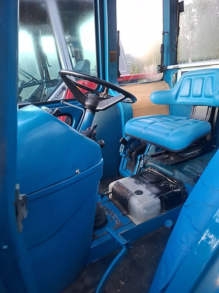 Ford 4600 16 of 18