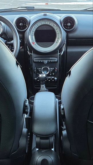 MINI Countryman Cooper D 9 of 21