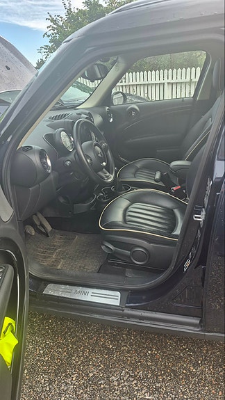 MINI Countryman Cooper D 10 of 21