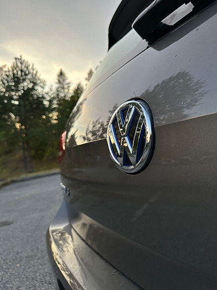 Volkswagen e-Golf VII 16 of 24
