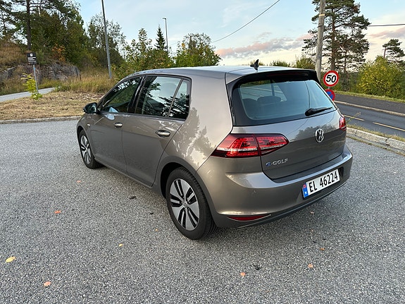 Volkswagen e-Golf VII 5 of 24