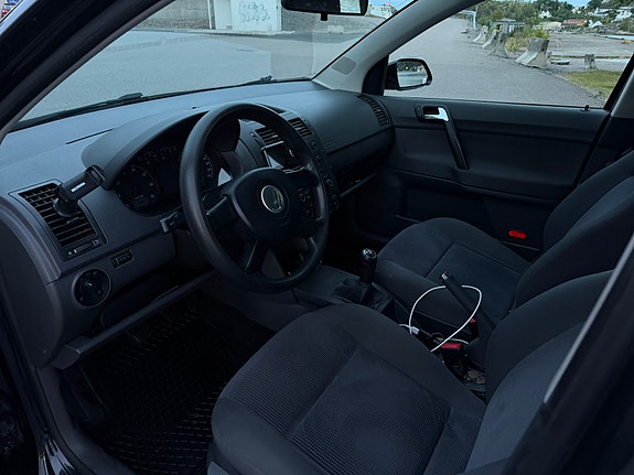 Volkswagen Polo Cross 7 of 12