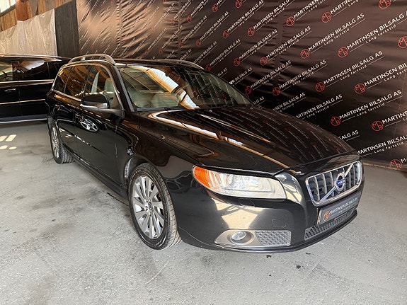 Volvo V70 3 of 23
