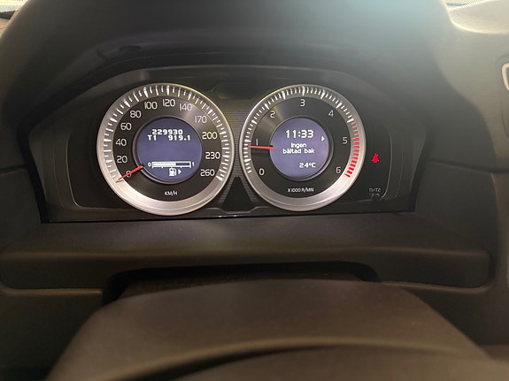 Volvo V70 15 of 23