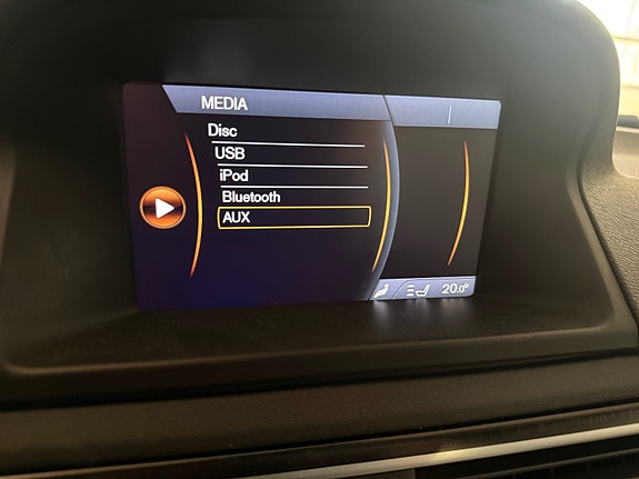 Volvo V70 18 of 23