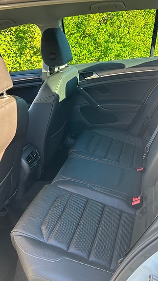 Volkswagen e-Golf VII 10 of 12