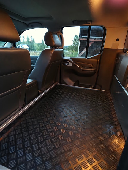 Nissan Navara 6 of 6