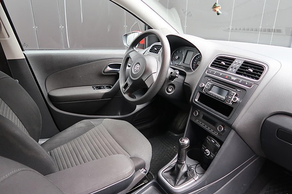 Volkswagen Polo 10 of 12
