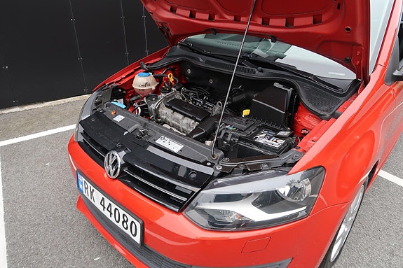 Volkswagen Polo 12 of 12