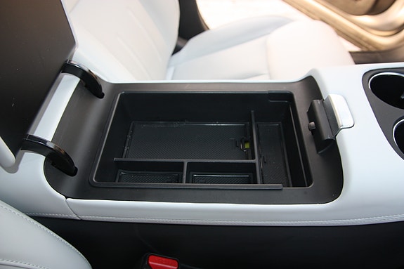 XPeng G6 13 of 13