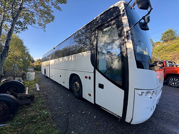 Volvo B12M 7 of 16
