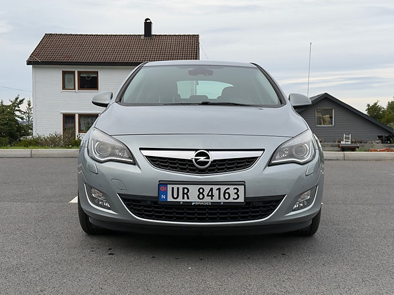 Opel Astra 5 of 28