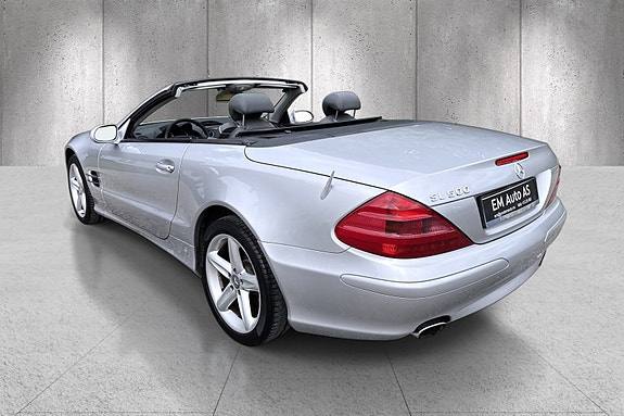 Mercedes-Benz 500 SL 17 of 30