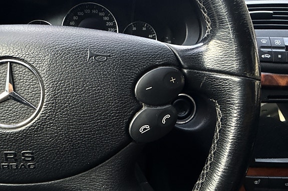 Mercedes-Benz E200 d 17 of 30