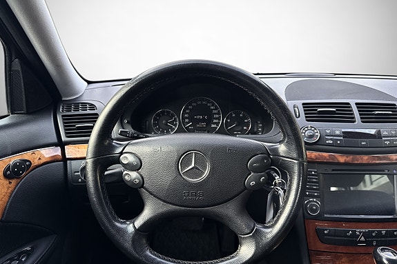 Mercedes-Benz E200 d 15 of 30