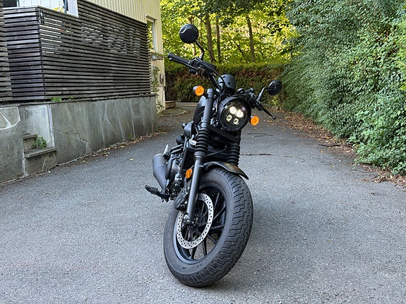 Honda CMX 500 Rebel 2 of 5